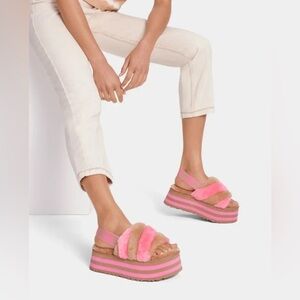 UGG Disco Stripe Fur Sandal Slide comfy Size 8